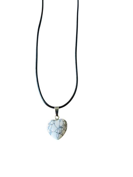 Ketting waxkoord hart wit marmer
